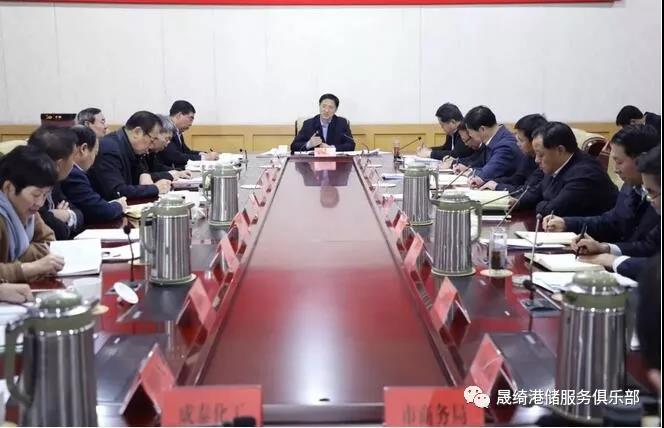 集團公司孫總應(yīng)邀參加濰坊市企業(yè)家座談會