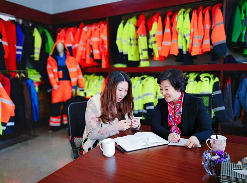 奉獻(xiàn)，讓事業(yè)更精彩！